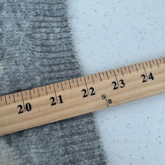 Maurice’s Women’s Colorful Stretch Sweater Size Medium Acrylic Blend - Picture 6 of 8